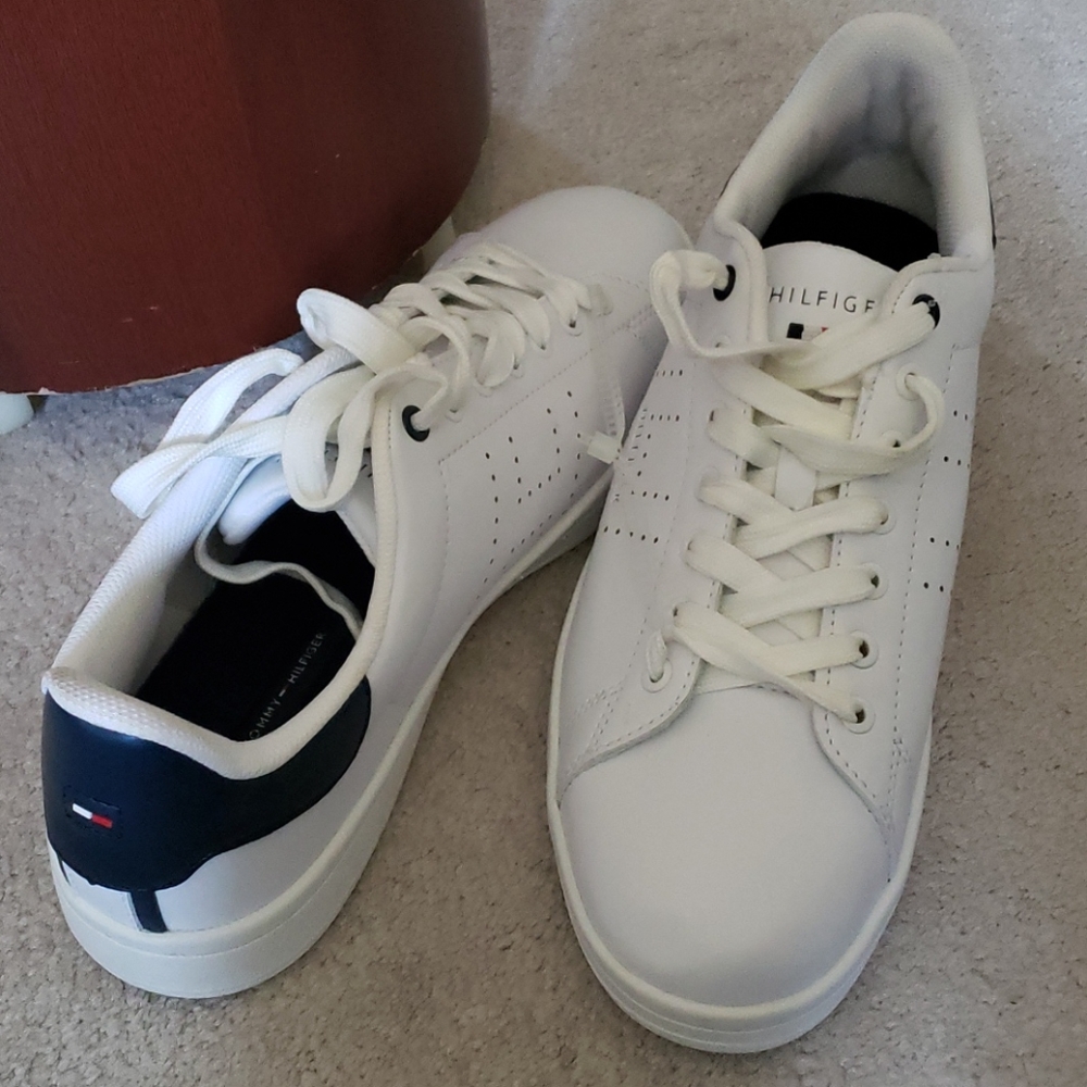 CLEARANCE 💥💢   MEN'S HILFIGER SNEAKER